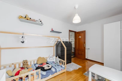 Moradia T4 para Venda em Caires