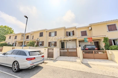 Moradia T4 para Venda em Caires