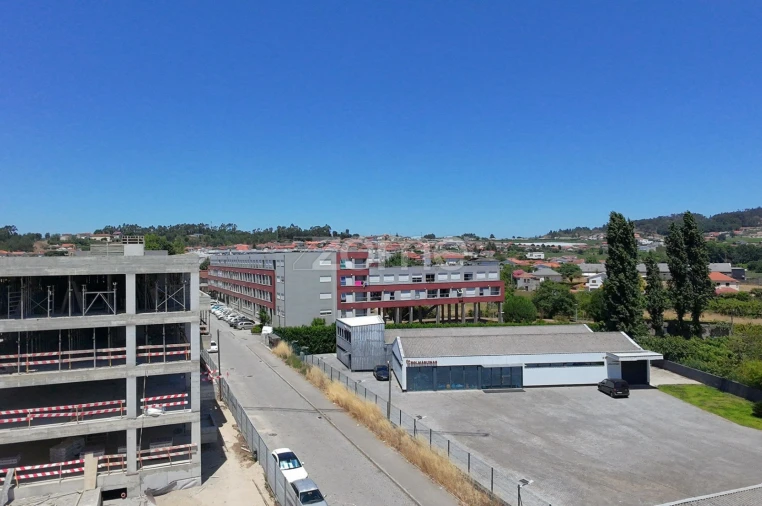 Apartamento T2 para Venda em Vila das Aves Foto 13
