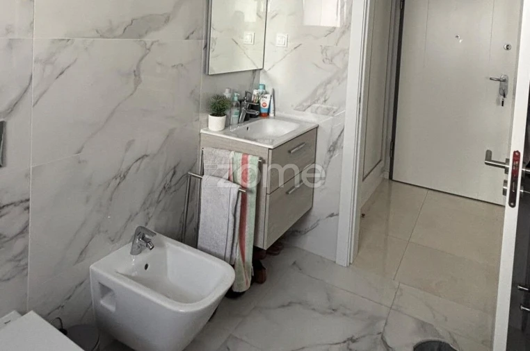 Apartamento T1 para Arrendamento em Portimão Foto 11