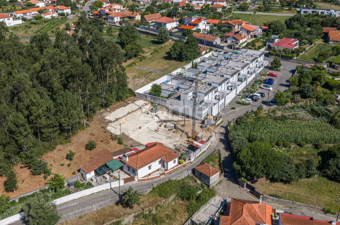 Moradia T3 para Venda em Durrães e Tregosa Foto 9