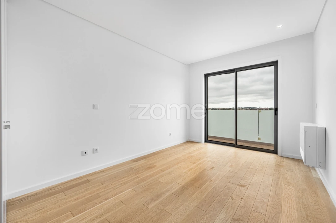 Apartamento T3 para Arrendamento em Cidade da Maia Foto 12