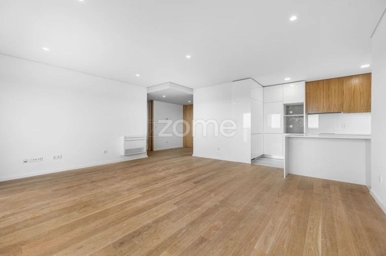 Apartamento T3 para Arrendamento em Cidade da Maia Foto 25