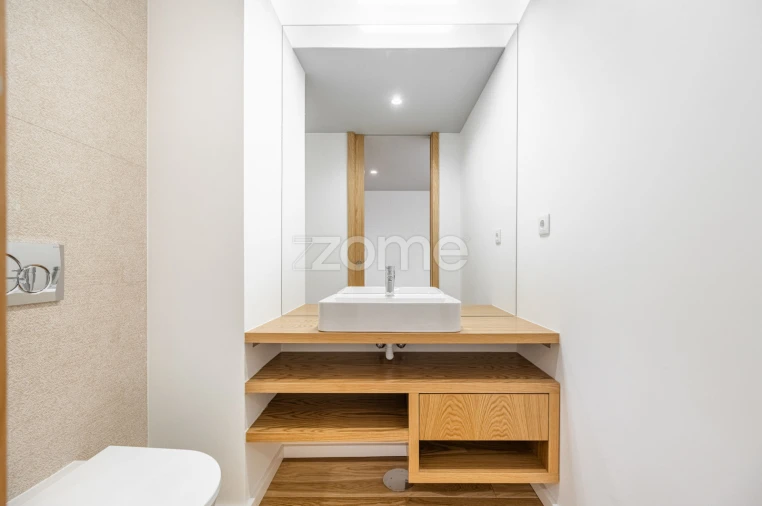 Apartamento T3 para Arrendamento em Cidade da Maia Foto 4