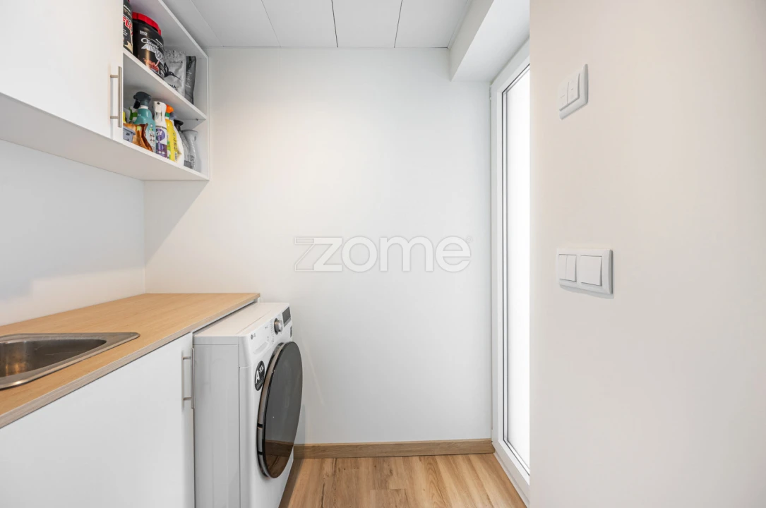 Apartamento T3 para Venda em Fânzeres e São Pedro da Cova Foto 14