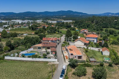 Moradia T3 para Venda em Cornes