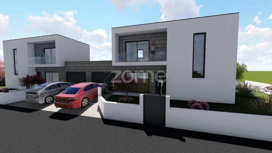 Moradia T3 para Venda em Cornes