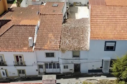 Moradia T4 para Venda em Bucelas