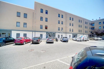 Apartamento T2 para Venda em Santa Iria de Azoia, São João da Talha e Bobadela