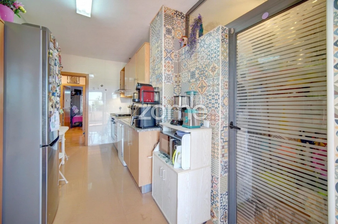 Apartamento T2 para Venda em Santa Iria de Azoia, São João da Talha e Bobadela Foto 13