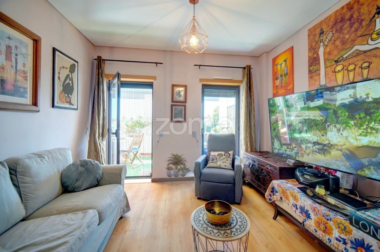 Apartamento T2 para Venda em Santa Iria de Azoia, São João da Talha e Bobadela Foto 10