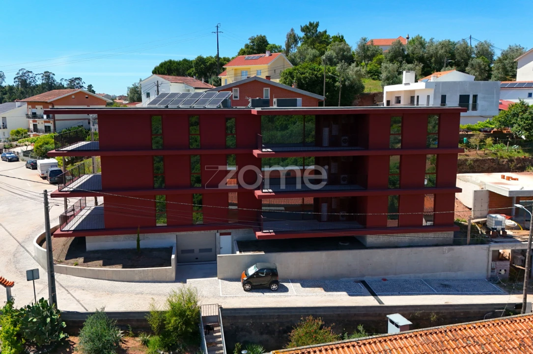 Apartamento T2 para Venda em Santo Antonio dos Olivais Foto 24