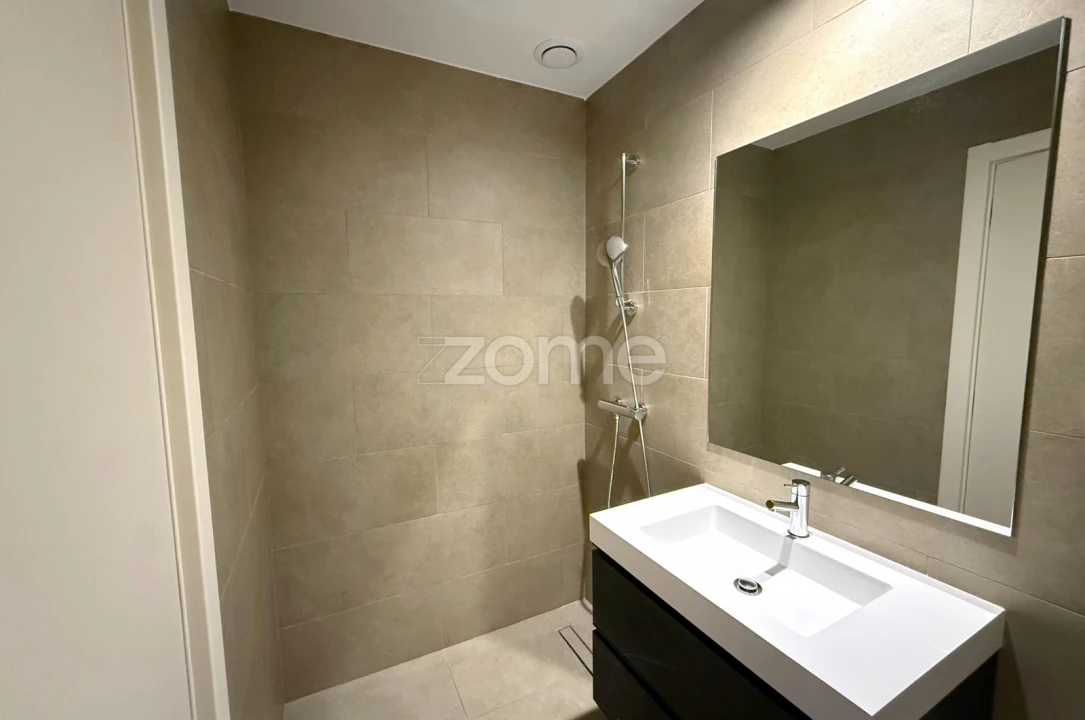 Apartamento T2 para Venda em Santo Antonio dos Olivais Foto 15