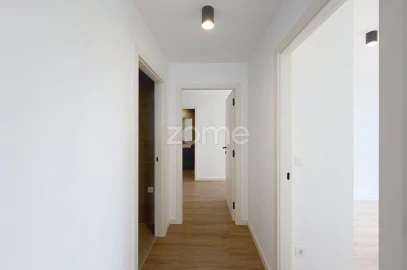 Apartamento T2 para Venda em Santo Antonio dos Olivais