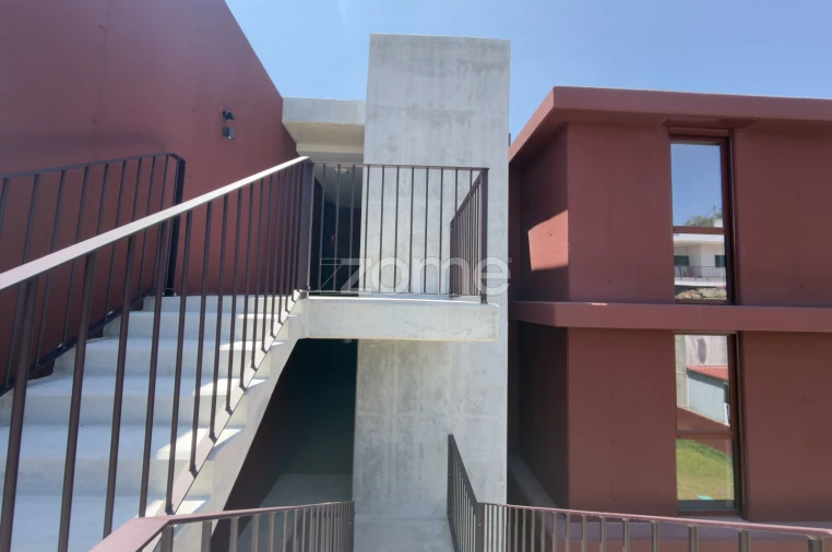 Apartamento T2 para Venda em Santo Antonio dos Olivais Foto 23