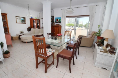 Apartamento T3 para Venda em Portimão
