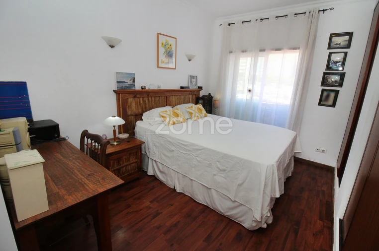 Apartamento T3 para Venda em Portimão Foto 11
