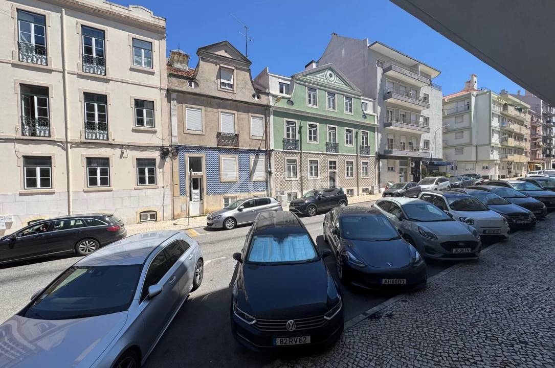 Apartamento T1 para Arrendamento em Campo de Ourique Foto 11