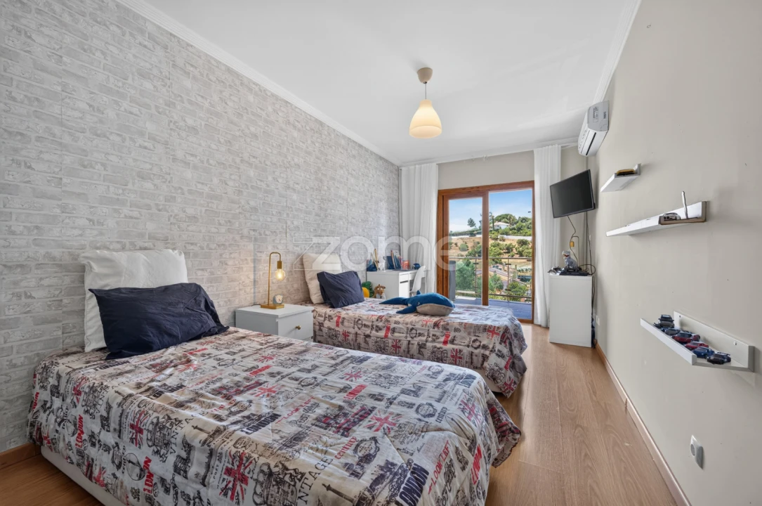 Apartamento T3 para Venda em Ramada e Caneças Foto 20