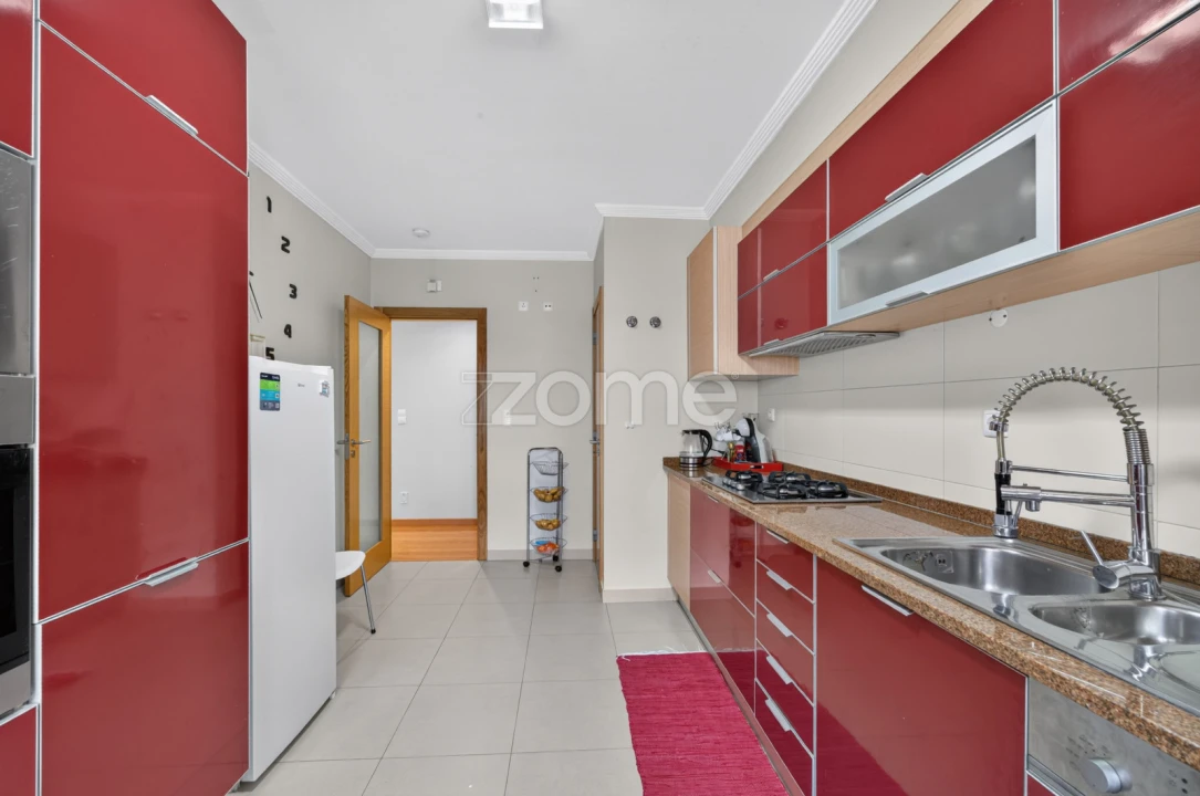 Apartamento T3 para Venda em Ramada e Caneças Foto 12