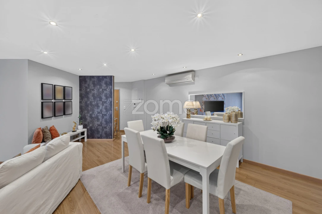 Apartamento T3 para Venda em Ramada e Caneças Foto 4