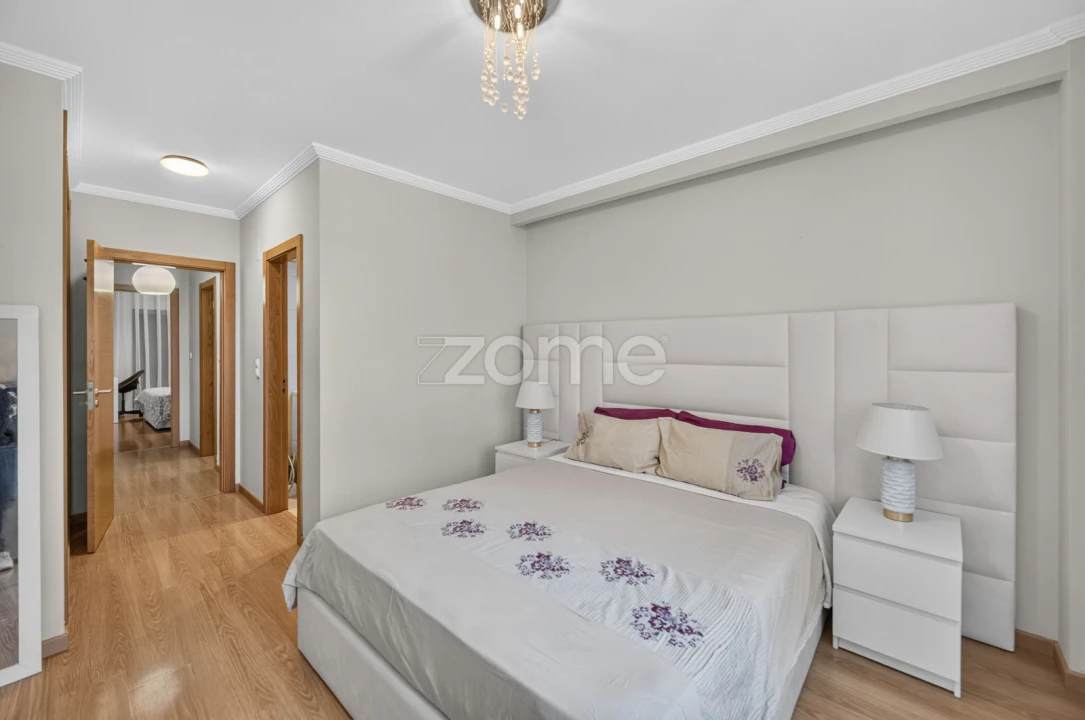 Apartamento T3 para Venda em Ramada e Caneças Foto 25