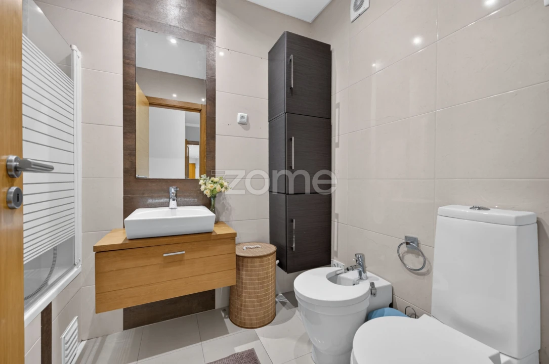 Apartamento T3 para Venda em Ramada e Caneças Foto 18