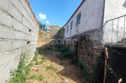 Moradia T3 para Venda em Valbom/Bogalhal