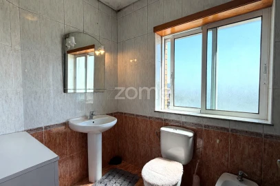 Apartamento T4 para Venda em Barroselas e Carvoeiro