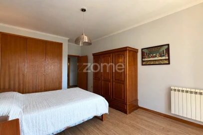 Apartamento T4 para Venda em Barroselas e Carvoeiro