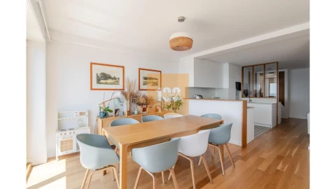 Apartamento T3 para Venda em Aldoar, Foz do Douro e Nevogilde