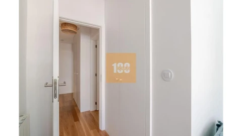 Apartamento T3 para Venda em Aldoar, Foz do Douro e Nevogilde