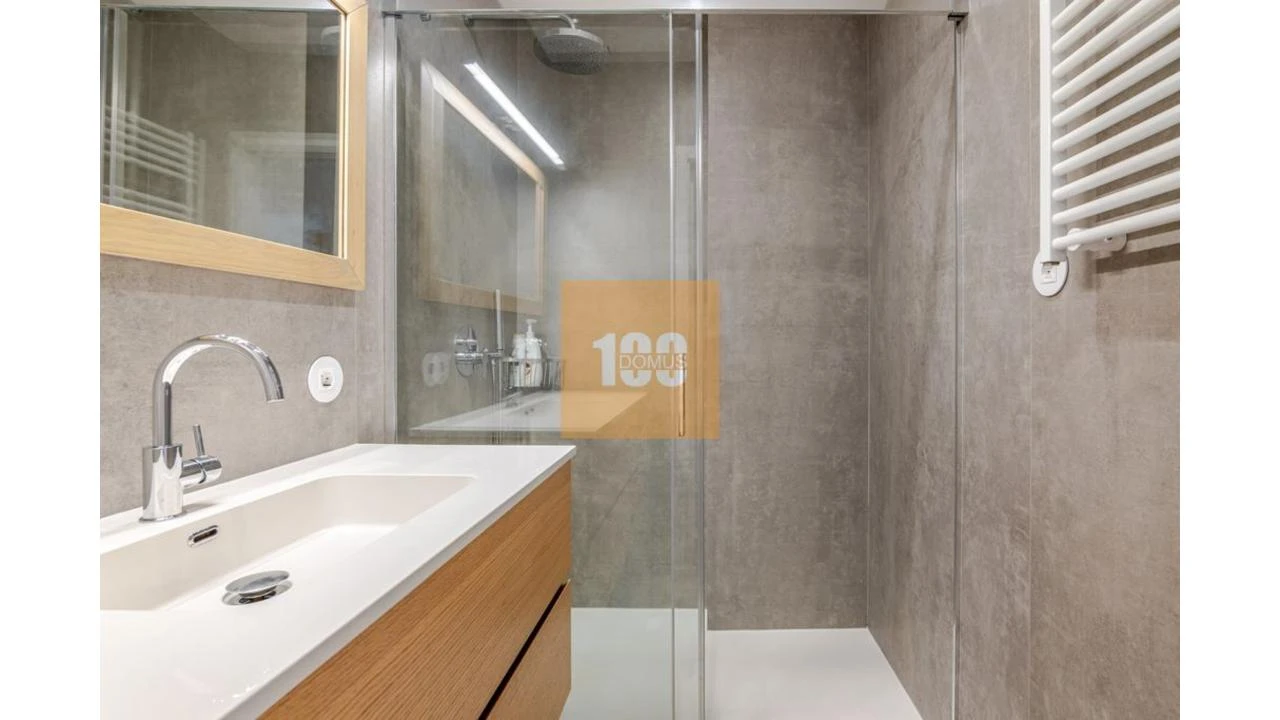 Apartamento T3 para Venda em Aldoar, Foz do Douro e Nevogilde Foto 29
