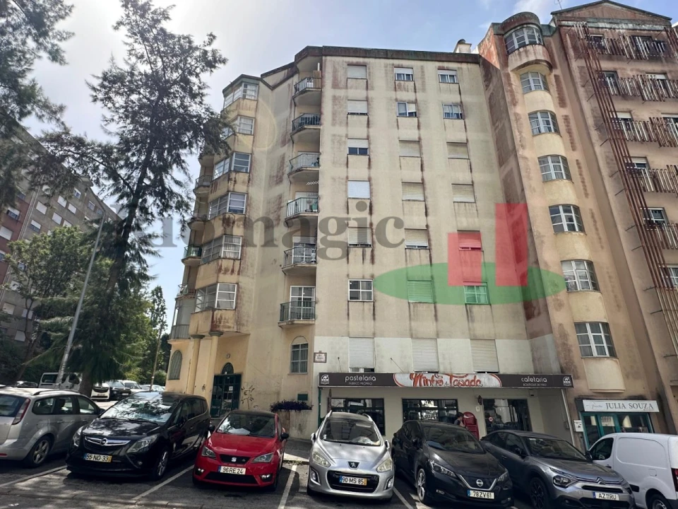 Apartamento T2 para Venda em Algueirão-Mem Martins Foto 26