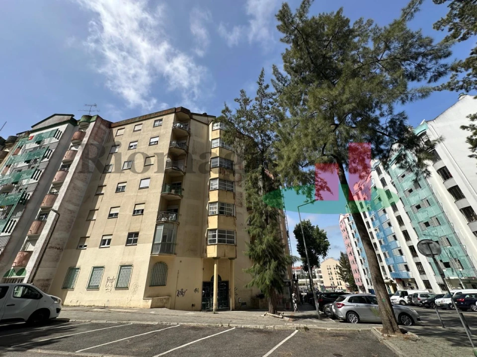 Apartamento T2 para Venda em Algueirão-Mem Martins Foto 25