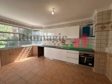 Apartamento T2 para Venda em Algueirão-Mem Martins