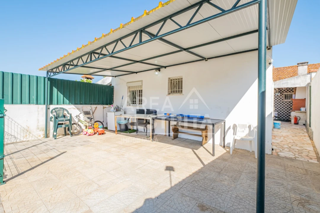 Moradia T4 para Venda em União das Freguesias de Setúbal Foto 50