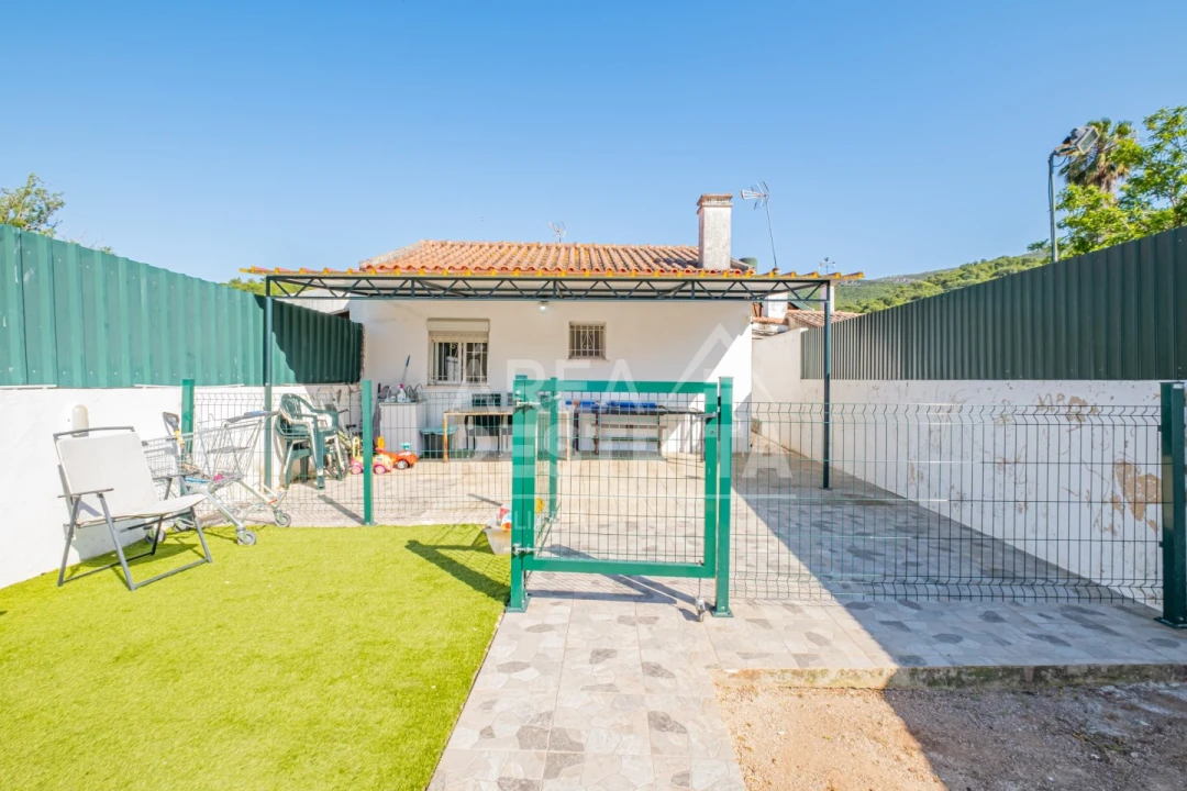Moradia T4 para Venda em União das Freguesias de Setúbal Foto 51