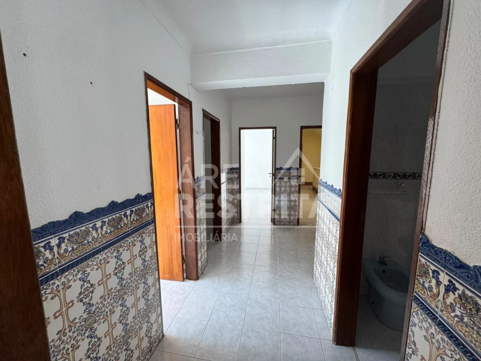 Apartamento T2 para Venda em Amora Foto 10