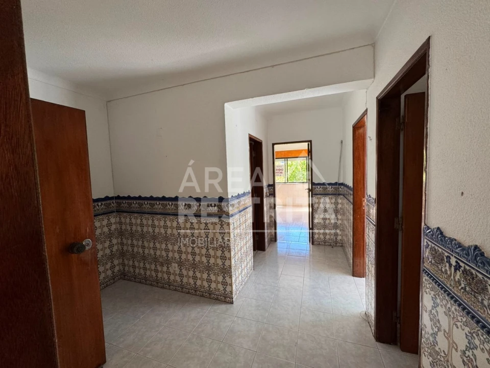 Apartamento T2 para Venda em Amora Foto 13