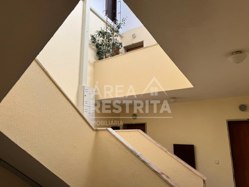 Apartamento T2 para Venda em Amora Foto 19
