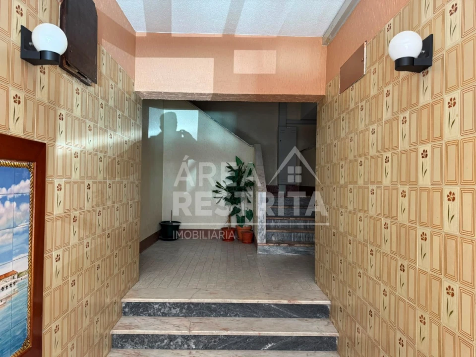 Apartamento T2 para Venda em Amora Foto 21