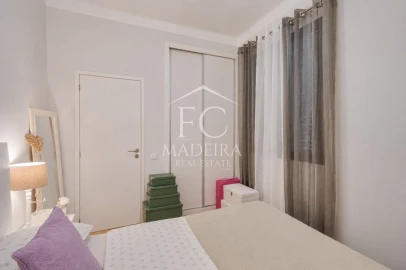 Moradia T3 para Venda em Santo Antonio
