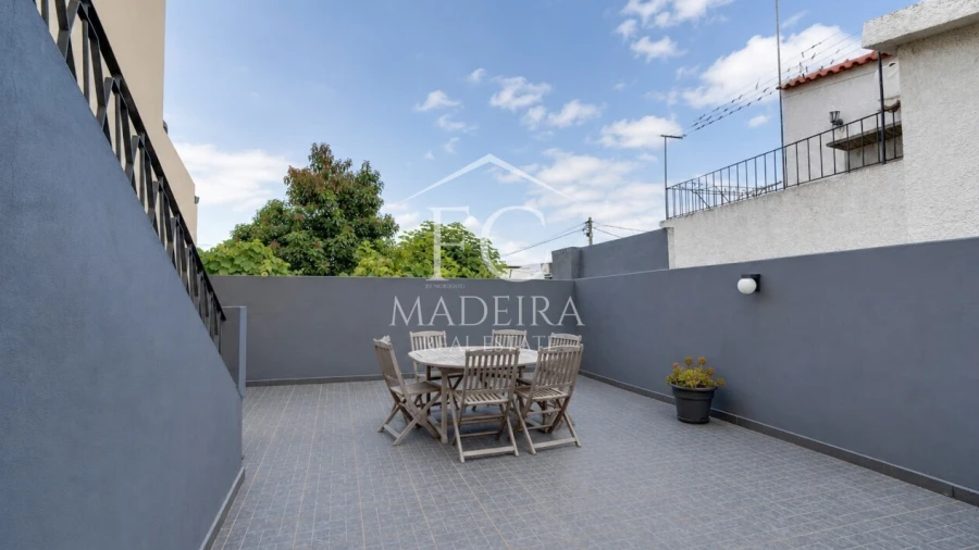 Moradia T3 para Venda em Santo Antonio