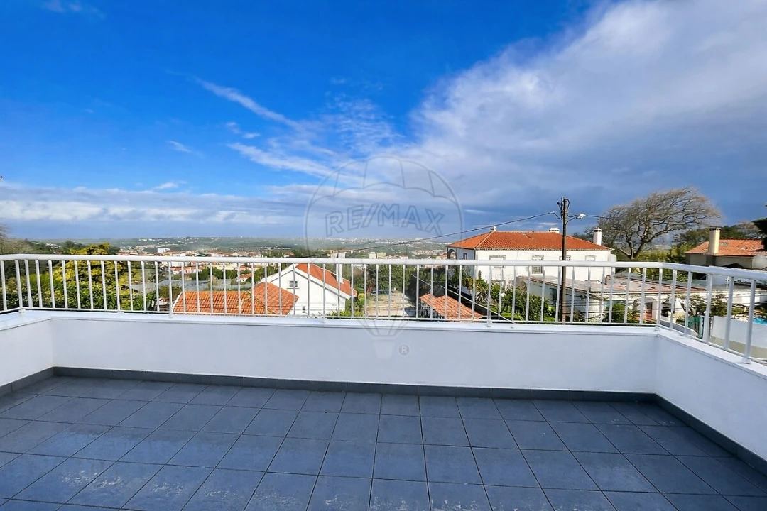 Moradia T5 para Venda em Santa Maria e São Miguel, São Martinho, São Pedro Penaferrim Foto 26