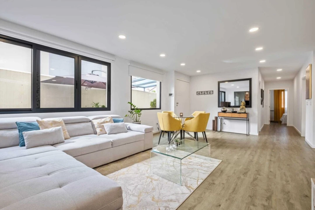 Apartamento T3 para Venda em Funchal (São Pedro) Foto 1