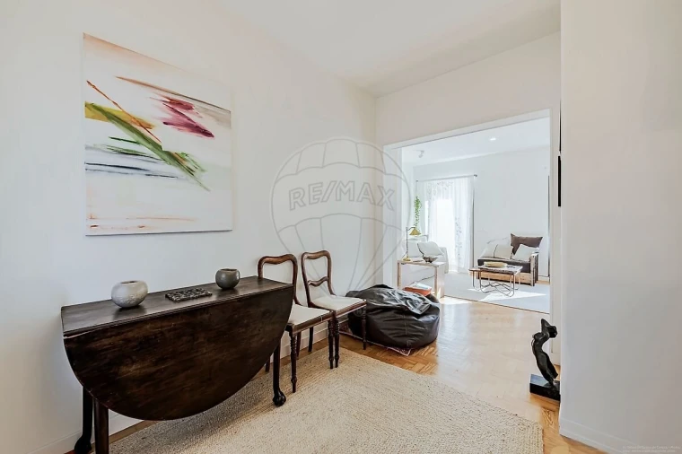 Apartamento T3 para Venda em Alvalade Foto 5