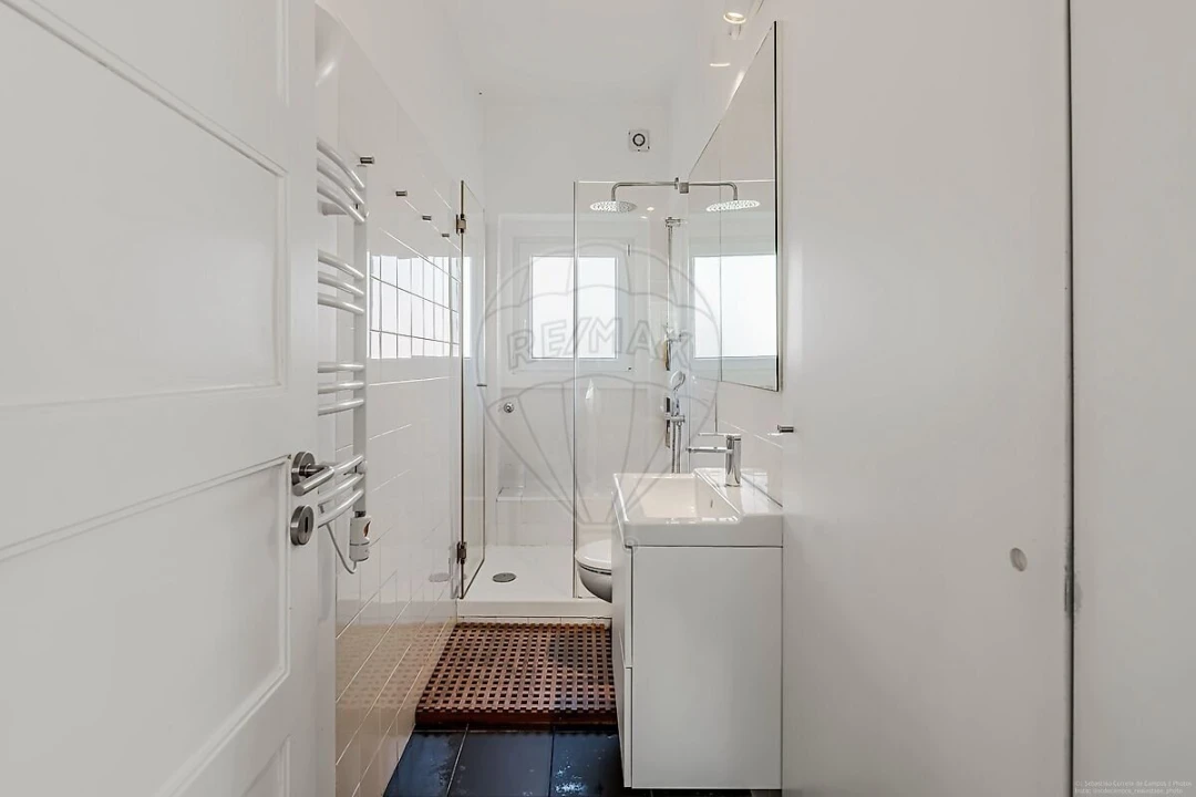 Apartamento T3 para Venda em Alvalade Foto 15