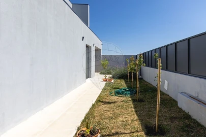 Moradia T3 para Venda em Barcarena