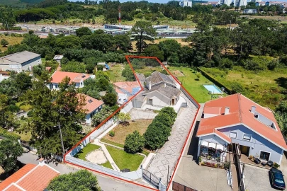 Moradia T3 para Venda em Rio de Mouro